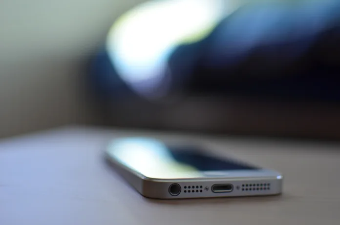 iphone_smartphone_mobile_apple_technology_phone_99033_pxhere_com