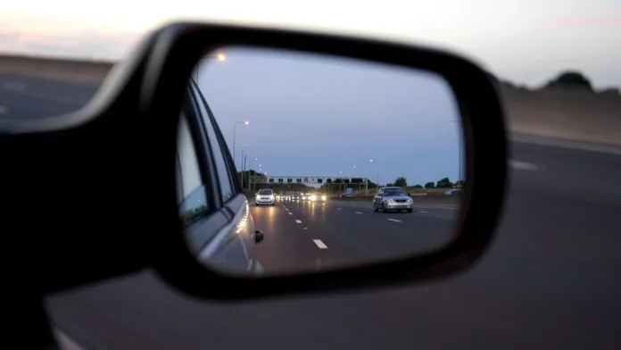 light-blur-road-traffic-car-automobile-552069-pxhere.com