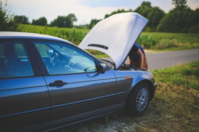 man-road-car-wheel-vehicle-broken-722834-pxhere.com
