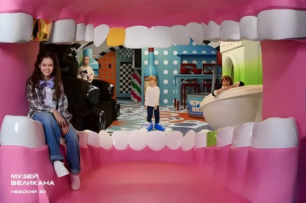 Какие необычные музеи и интерактивные пространства работают в центре Петербурга